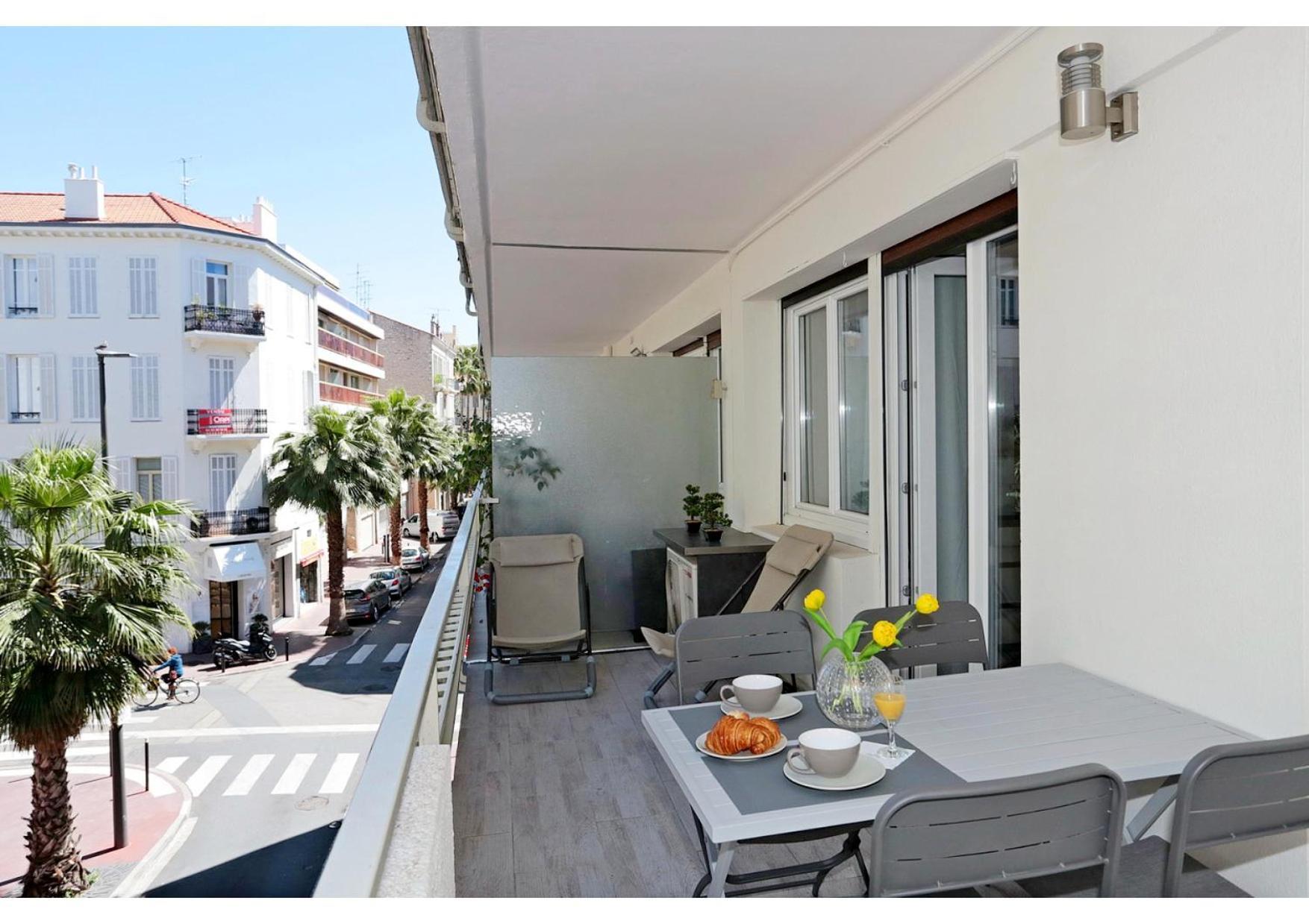 T2 Centre-ville Banane A Avec Grande Terrasse Cannes